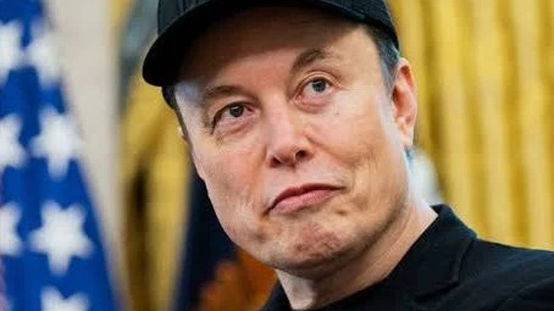 Elon Musk and the Power to Control America From the Back Seat! Musk Must Go Back to South Africa